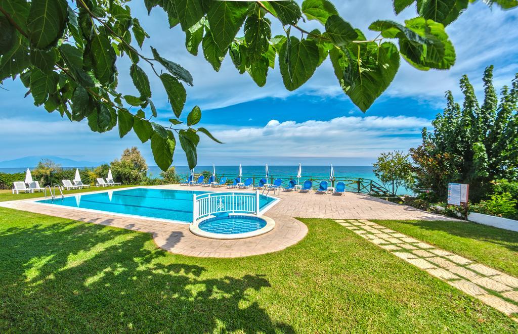 Loukas Apartments On The Waves Tragaki Pokoj fotografie